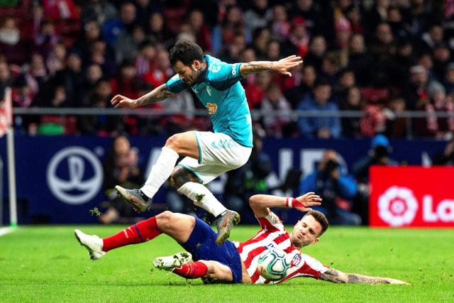 李炎哲22+10新疆加时胜广厦 胡金秋22+12